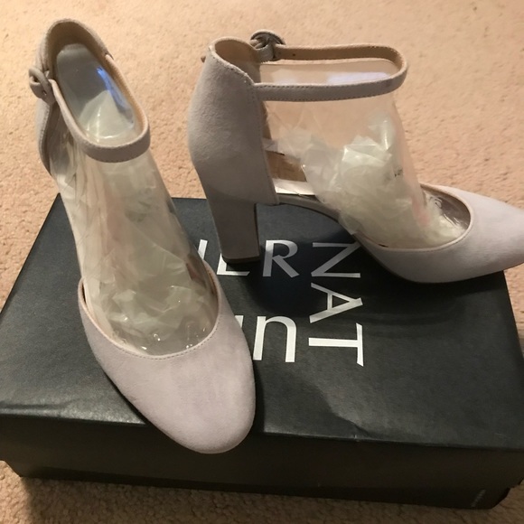 Naturizer Gianna Shoe - Picture 2 of 4